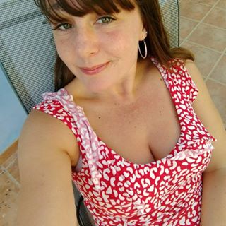 Andrea Deacon's avatar