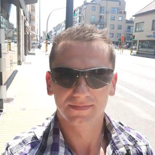 Pawel Nicki's avatar