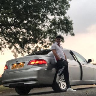Mi Siminel's avatar