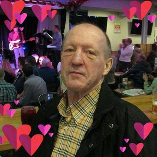 Phillip Marshall's avatar