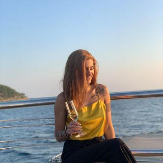 Georgiana A Mustata's avatar