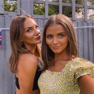 Katie Coutts's avatar