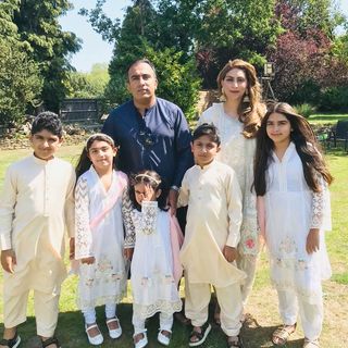 Lilly Sabir's avatar