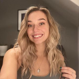 Molly Rickards's avatar