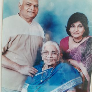 Kumud Banarse's avatar