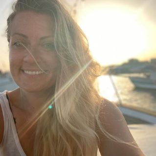 Megan Thompson's avatar