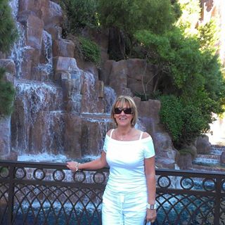 Sharon Collins's avatar