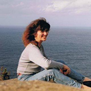 Penny Hemans's avatar