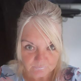 Jane Johnson's avatar