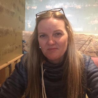 Caroline Hay's avatar