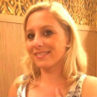 Carly Jones's avatar