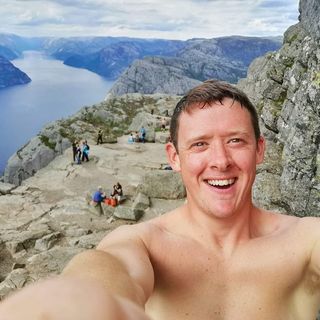 Lee Whillians's avatar