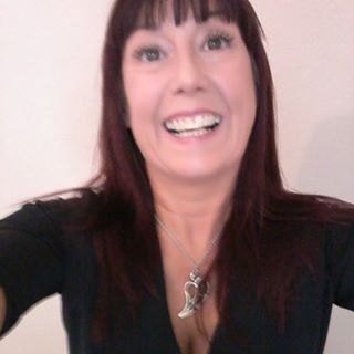 Elaine Molloy's avatar