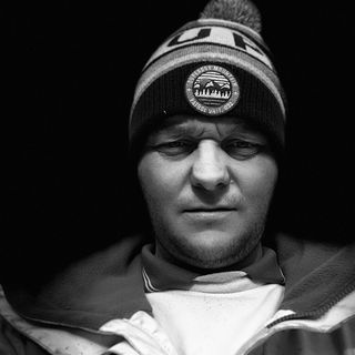 Phil Clowes's avatar