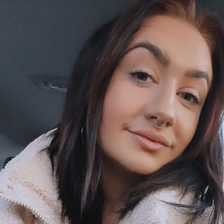 Amber Stevens Lee's avatar