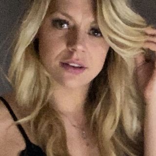 Samantha Fry's avatar