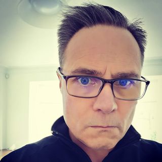 Mark Hamilton's avatar