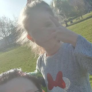 Magdalena Stojka's avatar