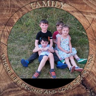 Tina Buckle's avatar