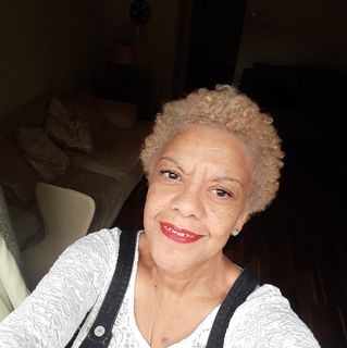 Annette Whitney's avatar