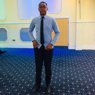 Esther Illivieda's avatar