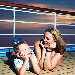 Laura Robey's avatar