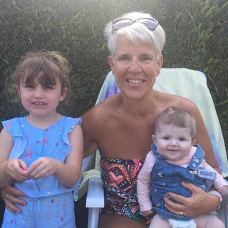 Kerry Lou's avatar
