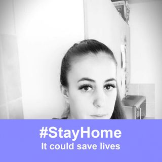 Sarah Lou's avatar