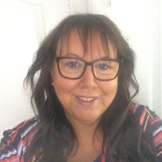 Paula Sharp's avatar