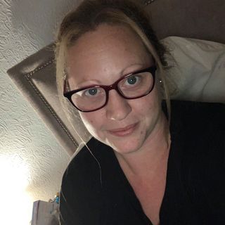 Laura Brandon's avatar