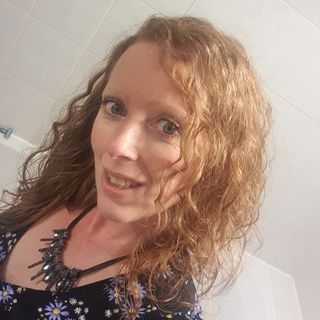 Holly Langford's avatar