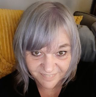 Sue Scholey's avatar