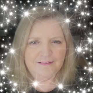 Maureen Askew's avatar