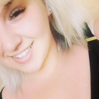 Amy Poutney's avatar