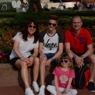 Kathryn Borrows's avatar