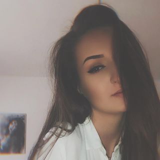 Laura Flavay's avatar