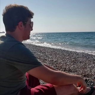 Ryan Lawrence's avatar