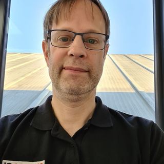 Luke Bennett's avatar