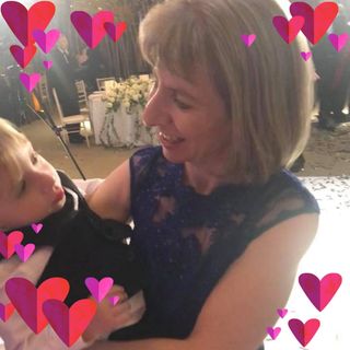 Angela Morris's avatar