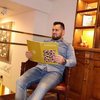 Dinu Denis Daniel's avatar