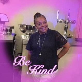 Jennifer Holness's avatar