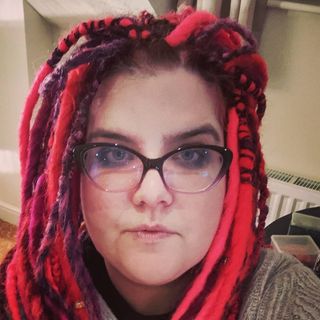 Clare Yarnold's avatar
