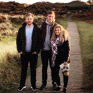 Andrew James's avatar