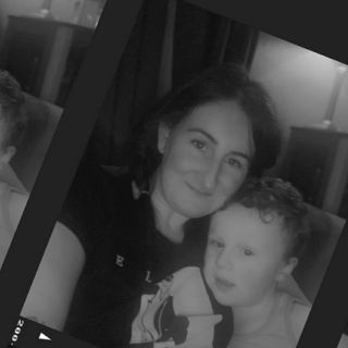 Ashleigh Neville's avatar