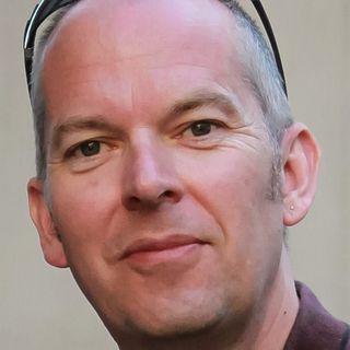 Roger Clotworthy's avatar