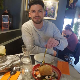 Chris Jones's avatar