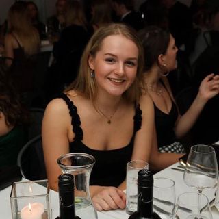 Clara McNeill's avatar