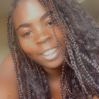 Vera Amade's avatar