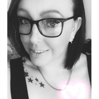 Angie Caseley's avatar