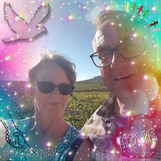 Elaine Jones's avatar